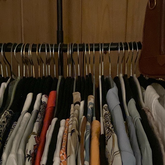 Meet your Posher, Cheryl - Picture 2 of 2